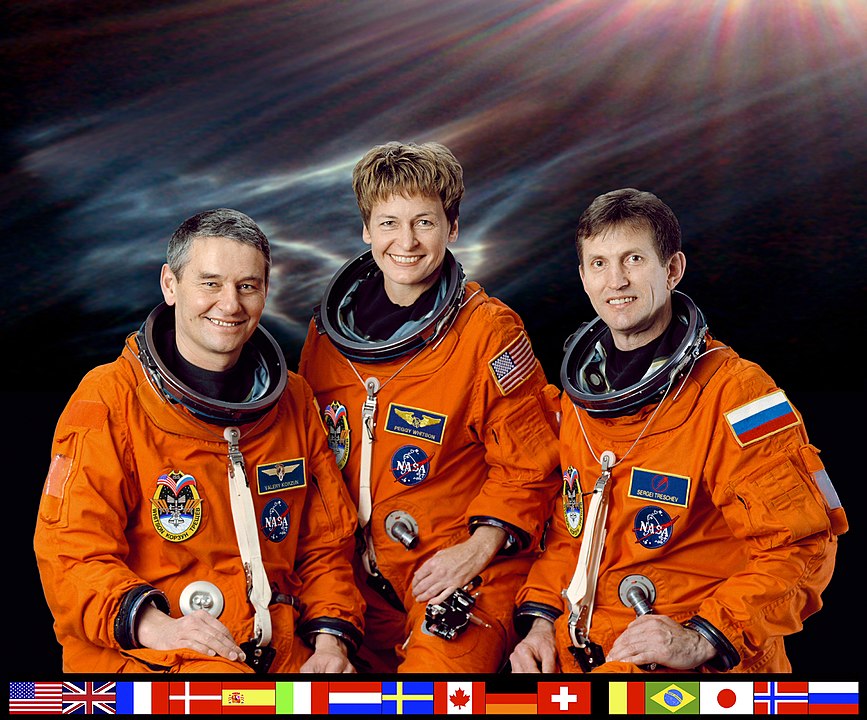 Landed Expedition 5 crew L-R: Valery G. Korzun, Peggy Whitson, and Sergei Y. Treshchev